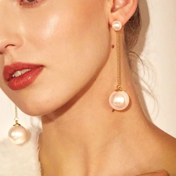 *ALETHIA* Gold x Pearl Fashion Drop Earrings - Picture 2 of 5